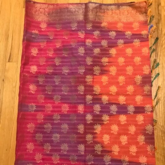Indian Pashmina Scarf - Picture 1 of 3